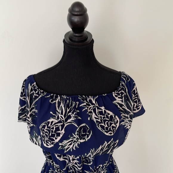 Sleeveless off the shoulder summer dress - Picture 2 of 9